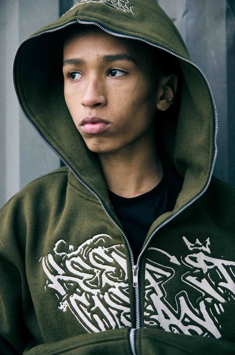 KEEP IT CLEAN - SIXT CIRLCE ZIP HOOD - MOSS GREEN