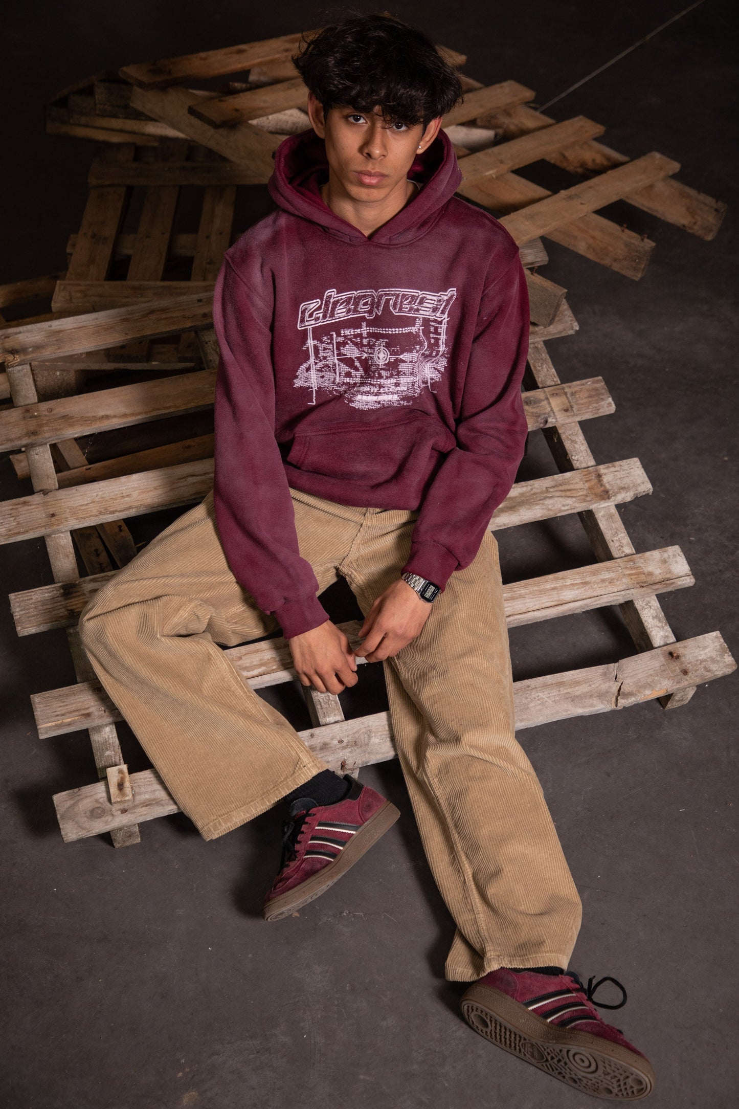 KEEP IT CLEAN - CLEANEST HOOD ACID WASH - BURGUNDY
