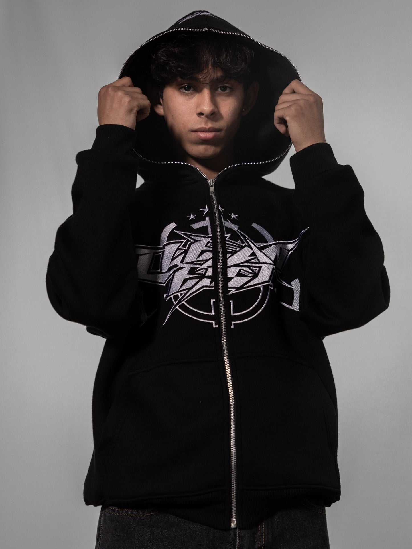 KEEP IT CLEAN - INFINITY FULL ZIPPER HOOD - BLACK/WHITE