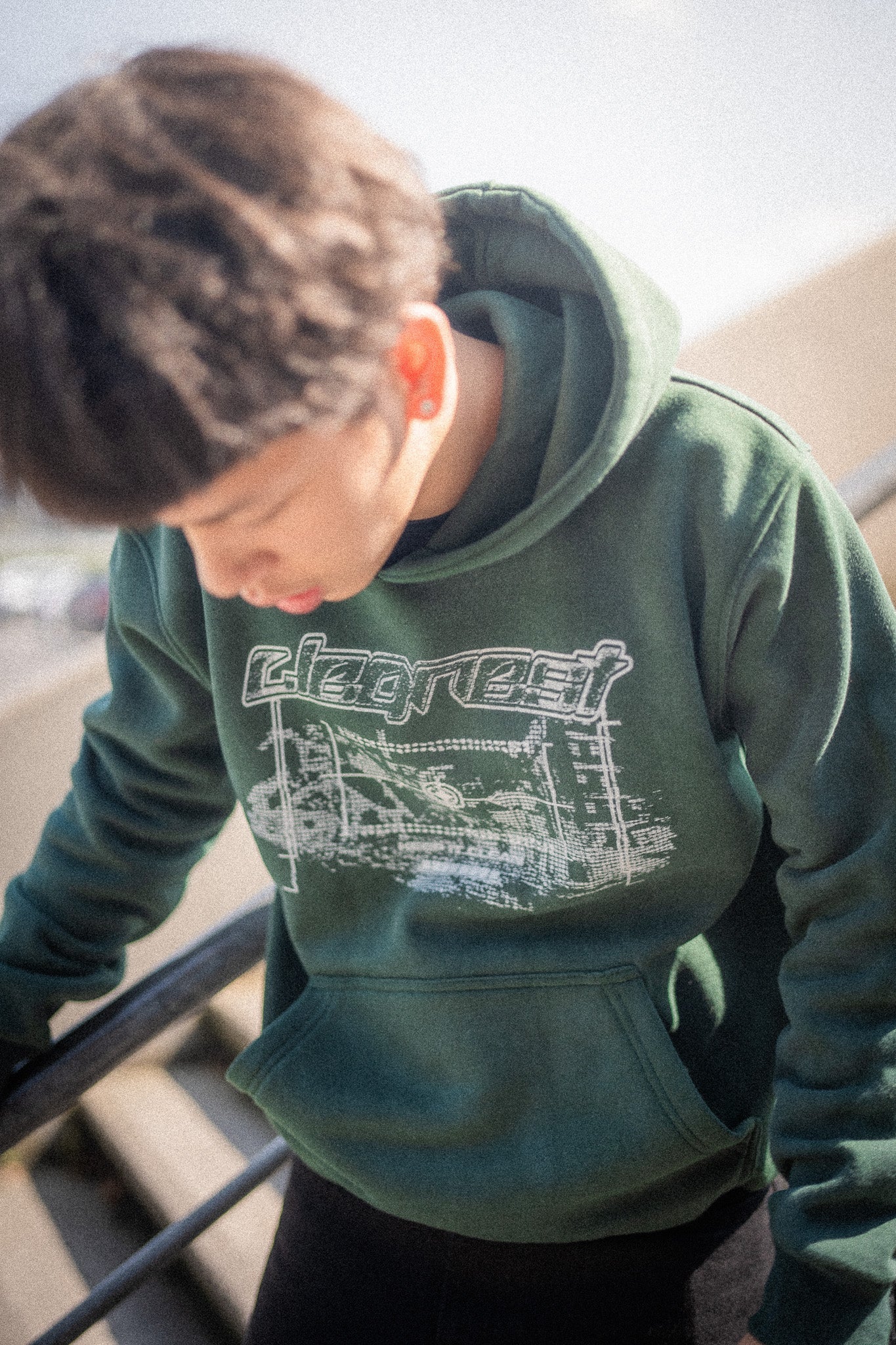 KEEP IT CLEAN - CLEANEST HOOD ACID WASH - BOTTLE GREEN