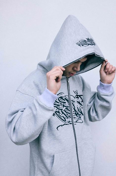 KEEP IT CLEAN - SIXT CIRLCE ZIP HOOD - GREY