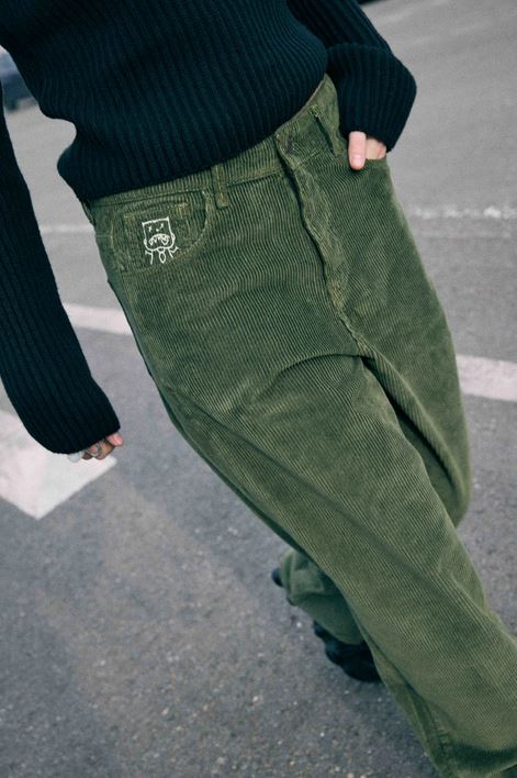 KEEP IT CLEAN - LOOSE CORD PANT - MOSS GREEN