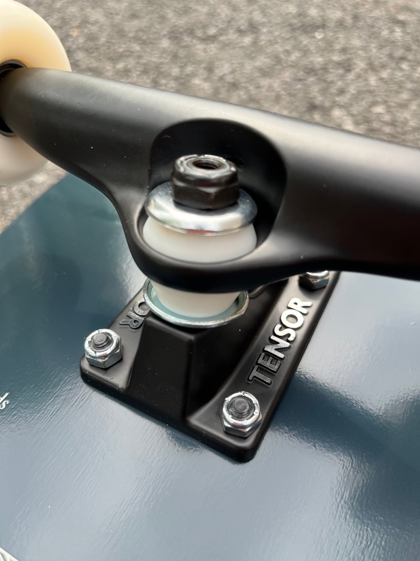GLOBE - G2 PARALLEL COMPLETE - 8.25