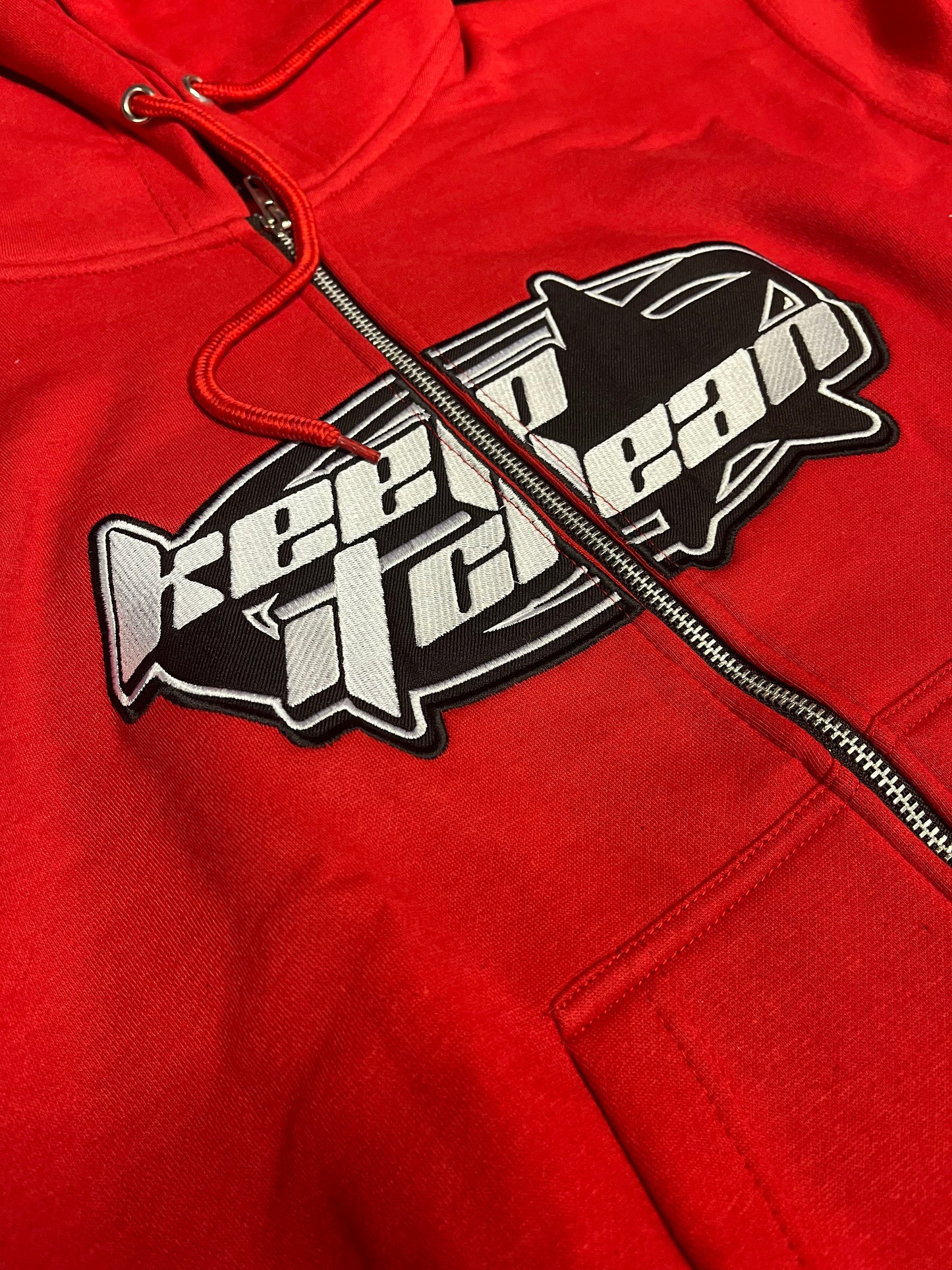 KEEP IT CLEAN - STARSIGN KIC HOODIE - RED/WHITE