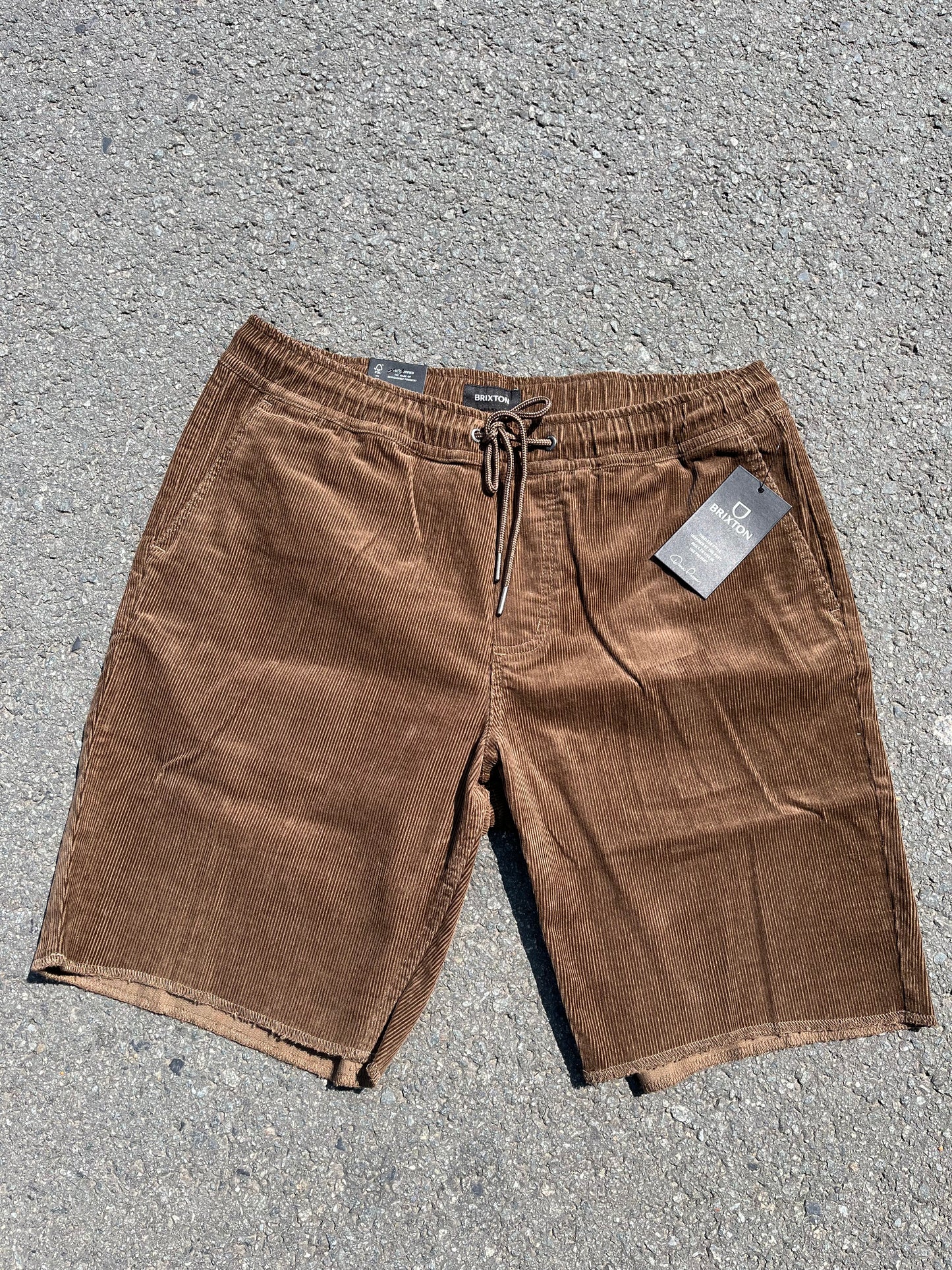 BRIXTON - MADRID SHORT - DARK EARTH