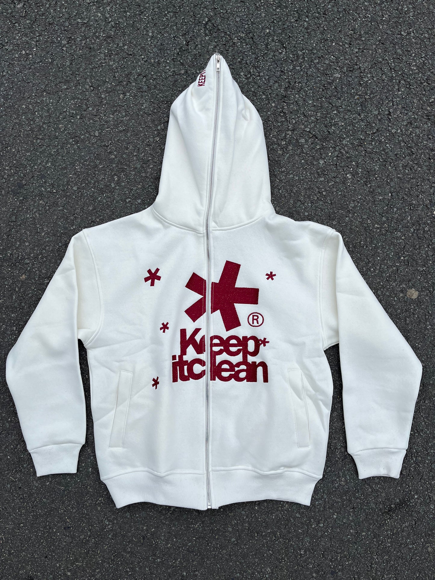 KEEP IT CLEAN - FULL ZIPPER HOOD - CREAM/BURGUNDY