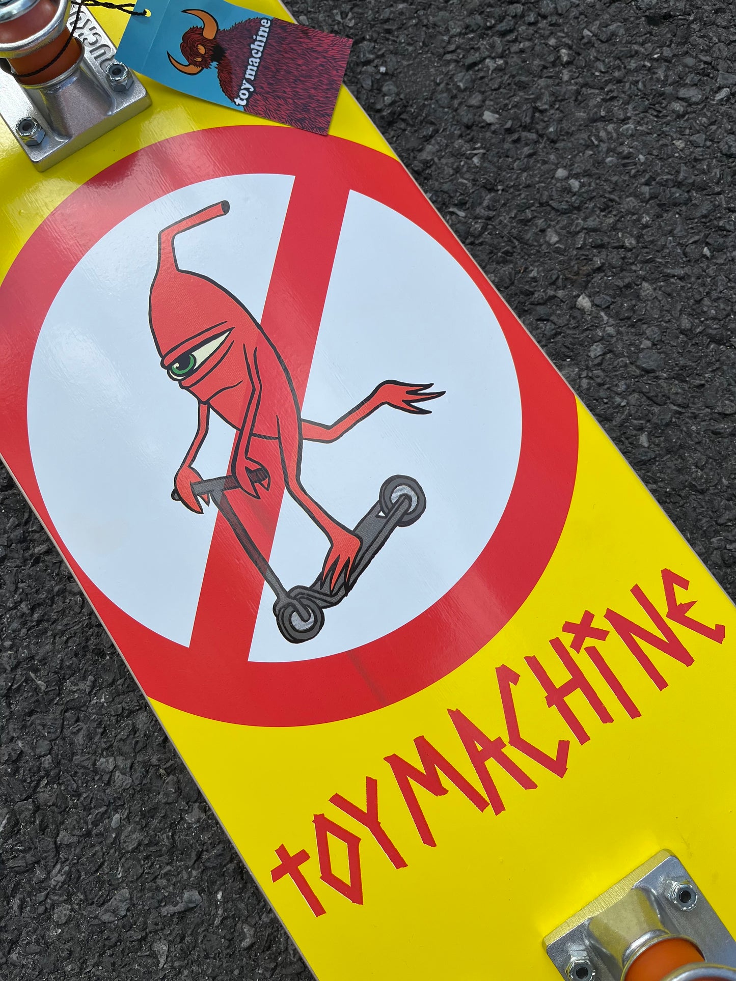 TOY MACHINE - NO SCOOTER COMPLETE - 8.0