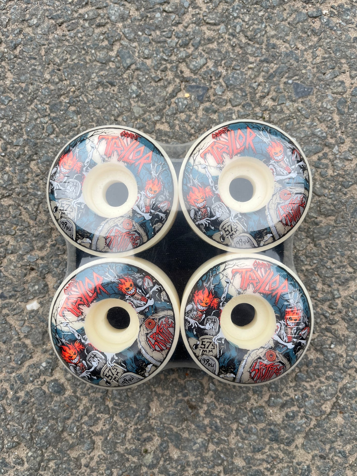 SPITFIRE - FORMULA FOUR RADIALS GRANT TAYLOR UNDEAD - 99D - 57.5MM