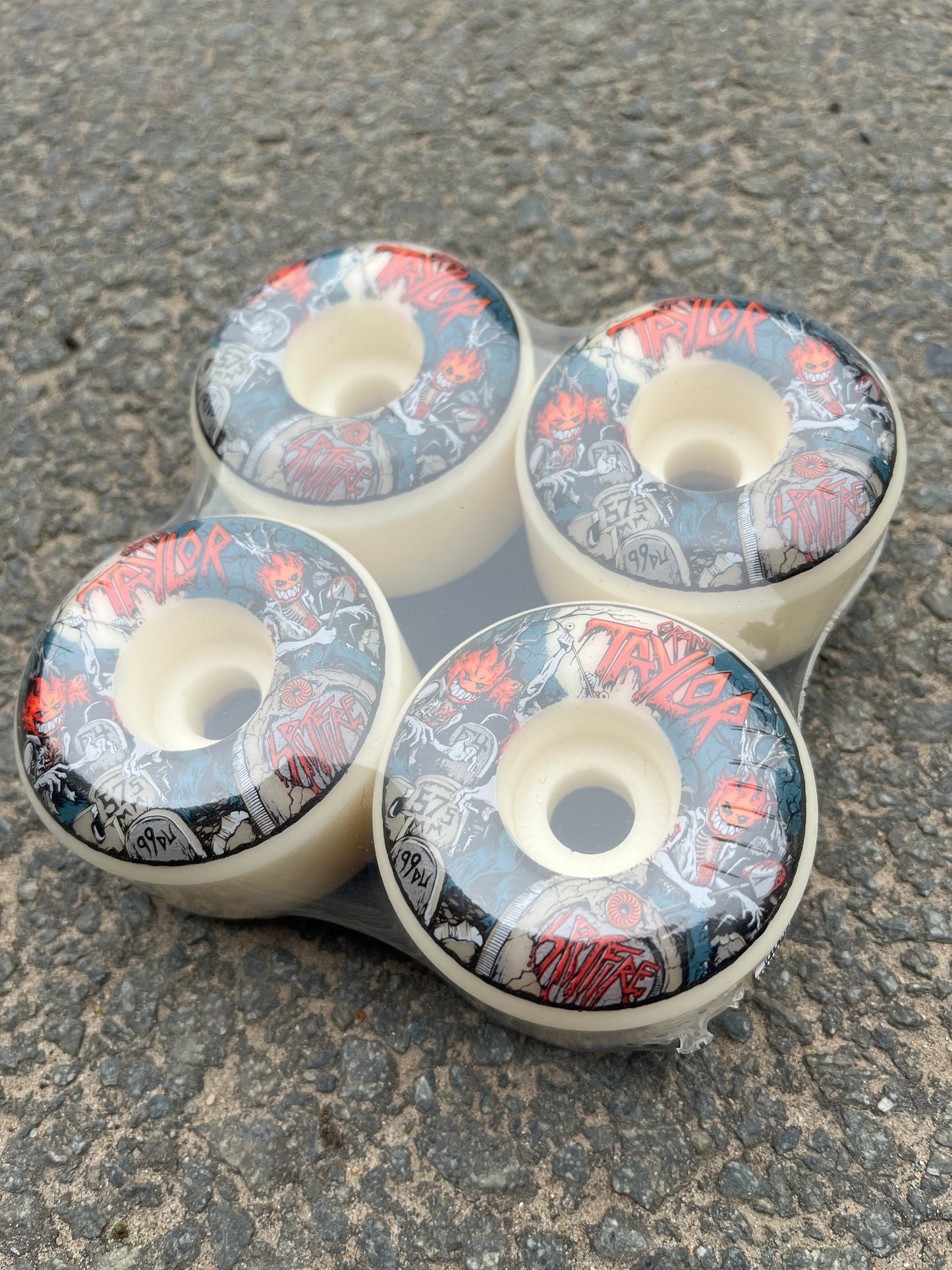 SPITFIRE - FORMULA FOUR RADIALS GRANT TAYLOR UNDEAD - 99D - 57.5MM