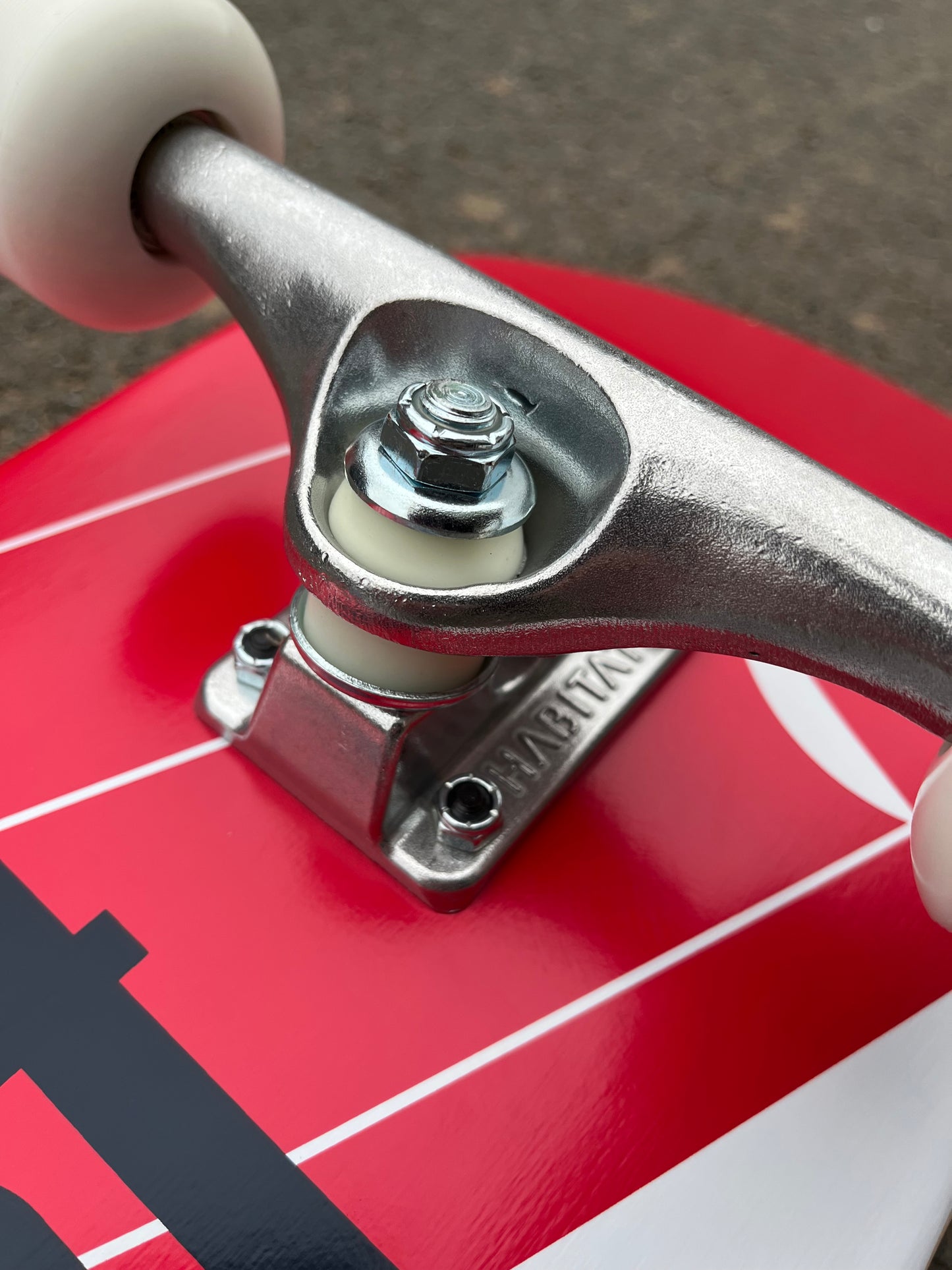 HABITAT - APEX FLIGHT COMPLETE - RED - 8.0