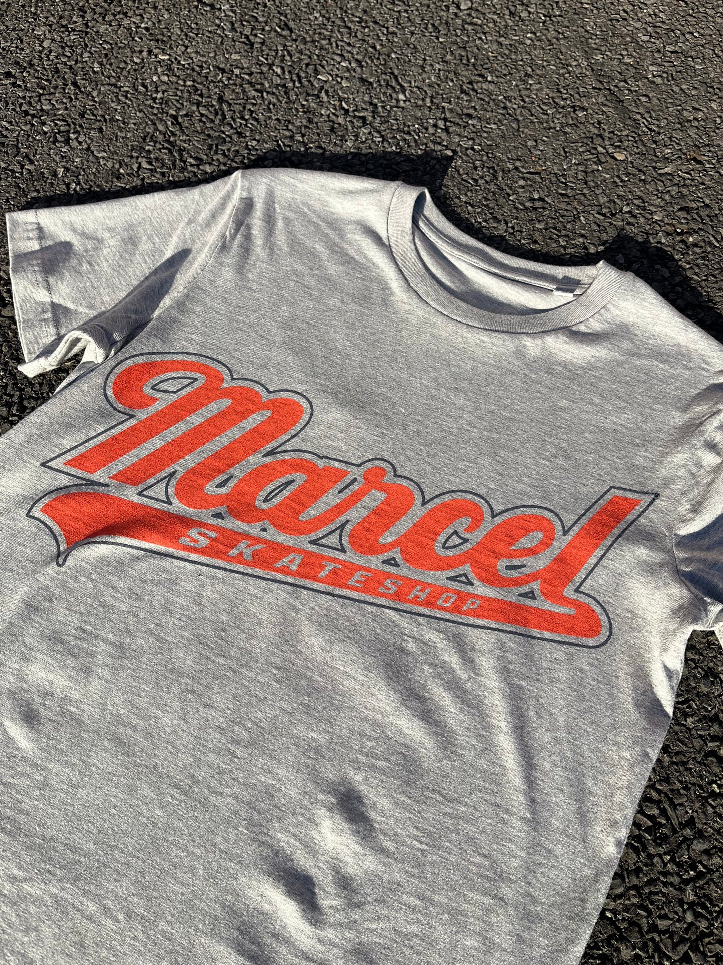 MARCEL - TEAM TEE - HEATHER GREY/LIGHT RED/DARK GREY