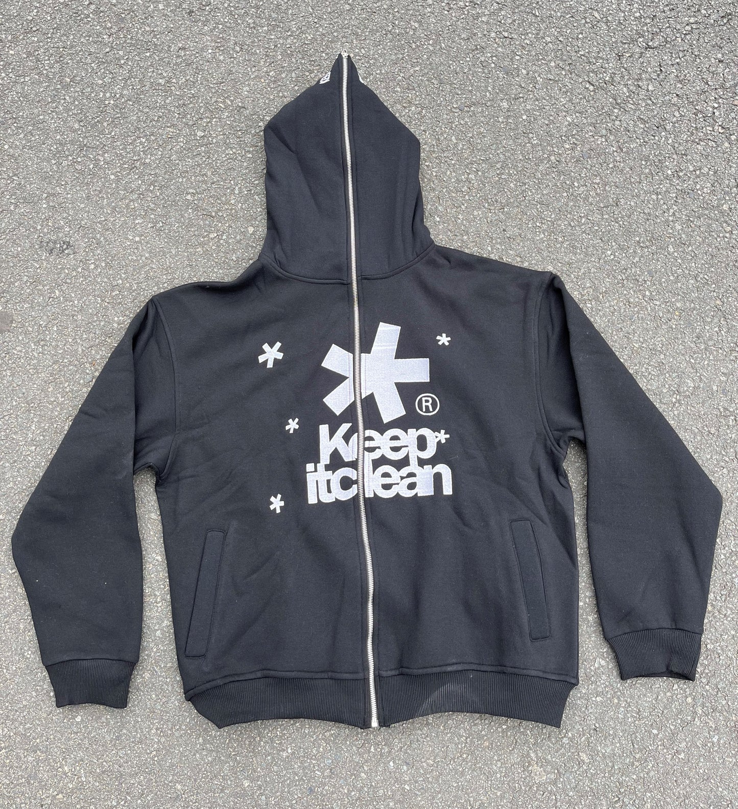 KEEP IT CLEAN - FULL ZIPPER HOOD - BLACK/WHITE