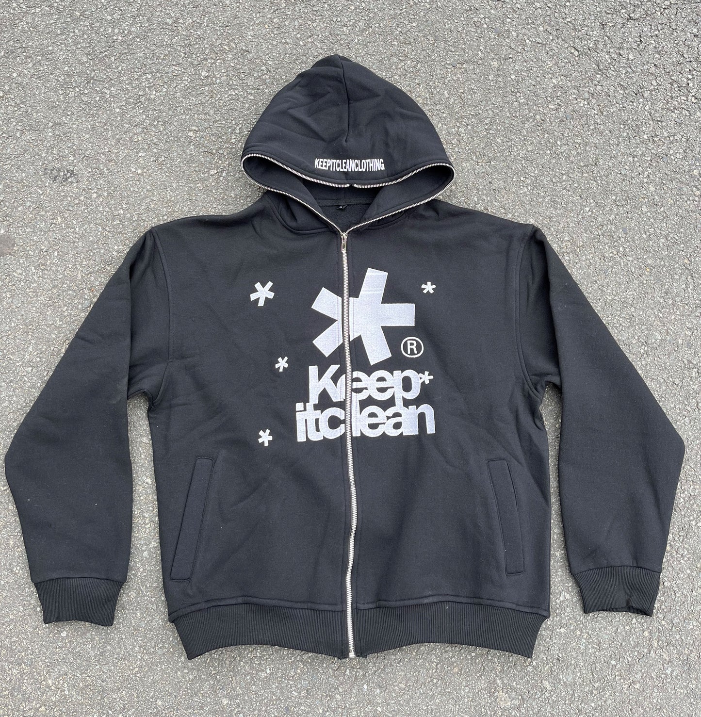KEEP IT CLEAN - FULL ZIPPER HOOD - BLACK/WHITE