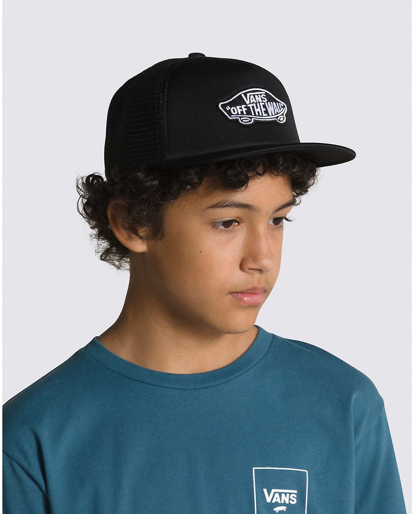 VANS - CLASSIC PATCH TRUCKER CAP BOYS - BLACK