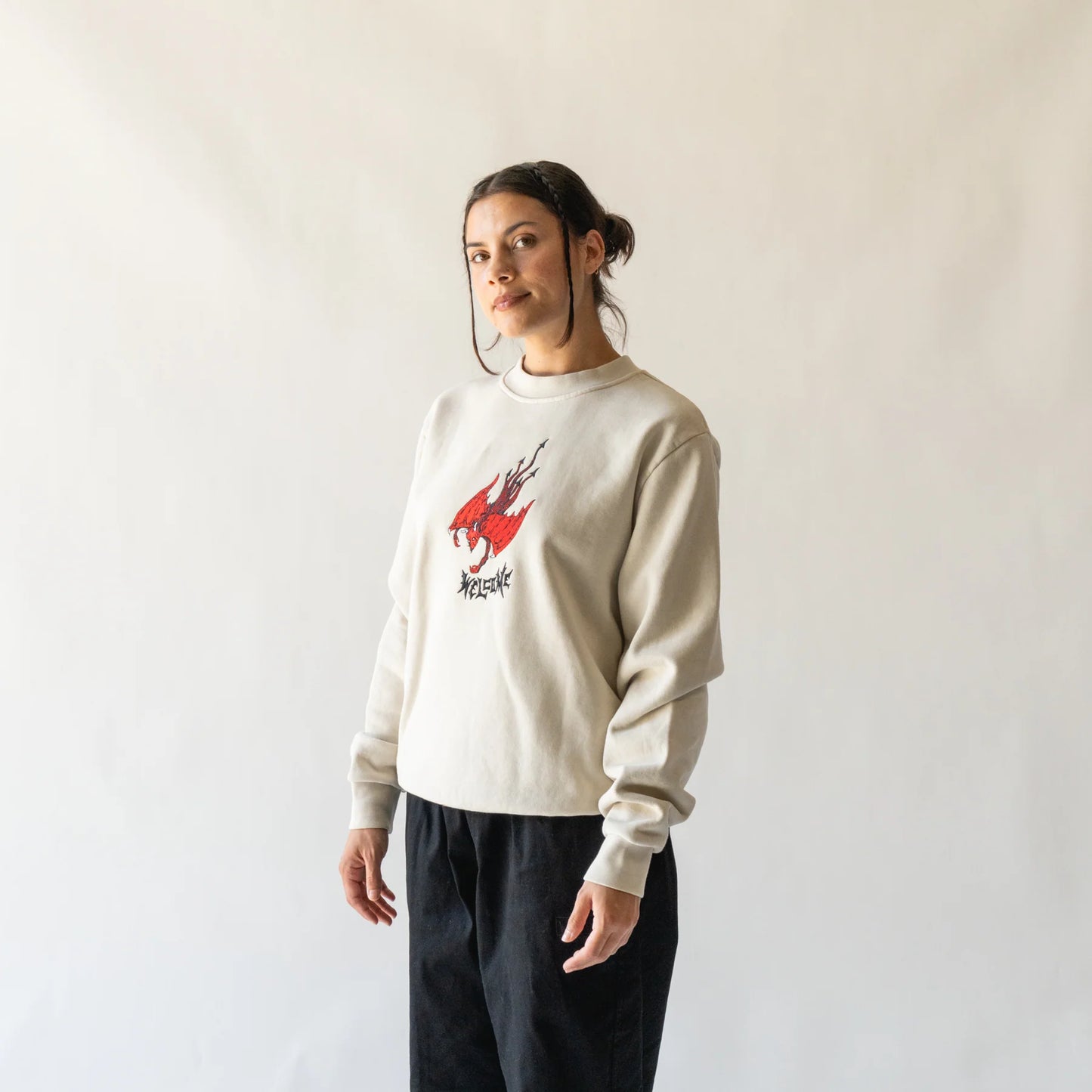 WELCOME - DIVER PIGMENT DYED EMBROIDERED CREWNECK - MOON