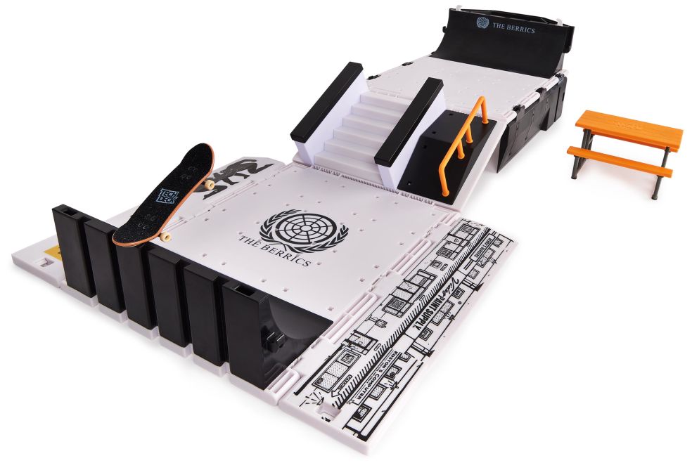 TECH DECK - TRANSORMING PARK THE BERRICS