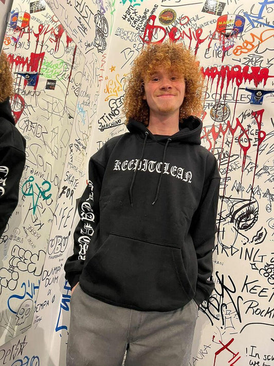 KEEP IT CLEAN - CLEANESS SLEEVED HOOD - BLACK