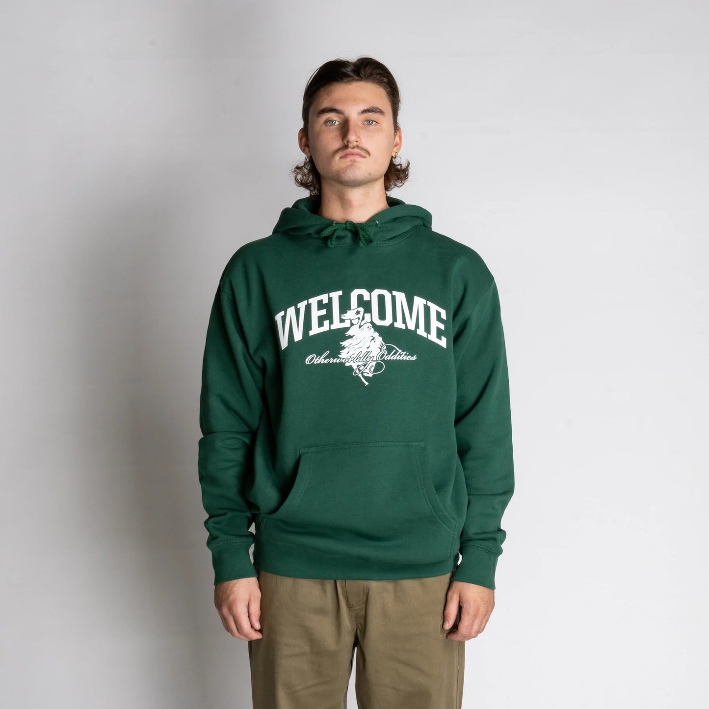 WELCOME - COLLEGIATE PULLOVER HOODIE - DARK GREEN