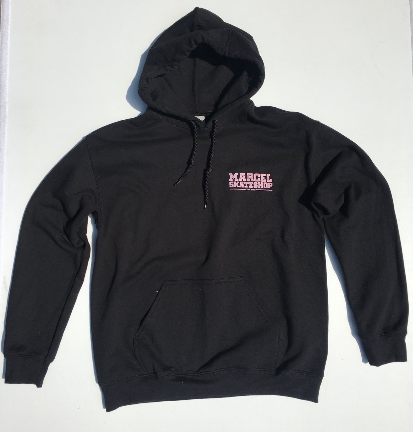 MARCEL - SHOP HOODIE - BLACK/LIGHT PINK