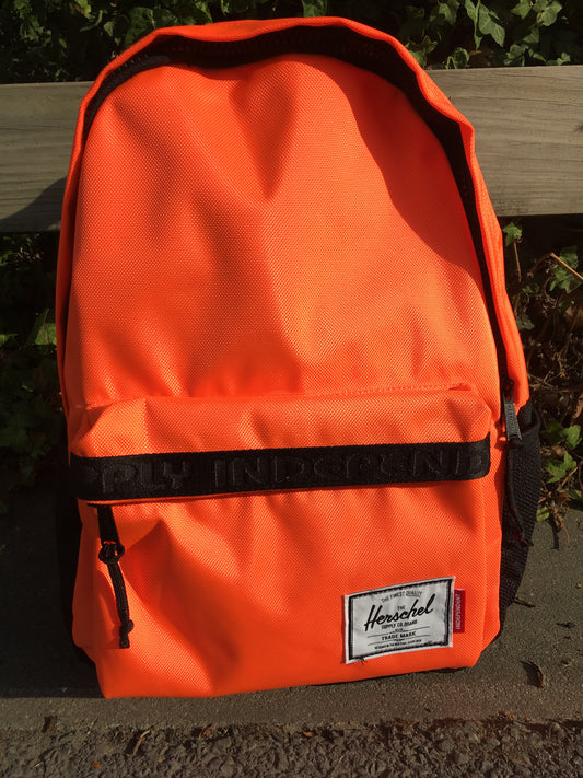 HERSCHEL - CLASSIC X-LARGE INDEPENDENT BACKPACK - SHOCKING ORANGE/BLACK
