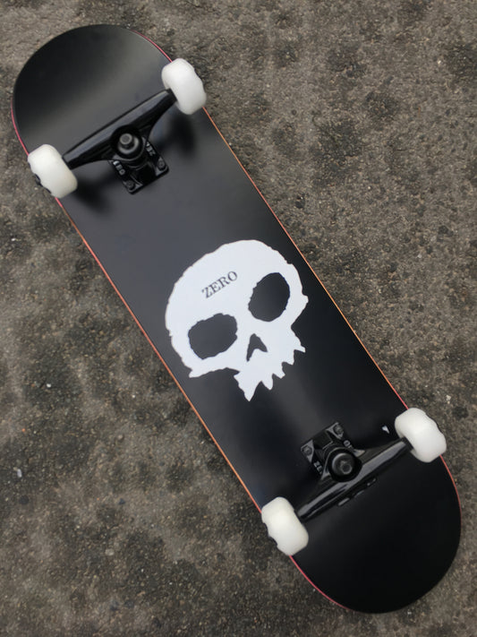 ZERO - SINGLE SKULL COMPLETE - BLACK/WHITE - 8.0