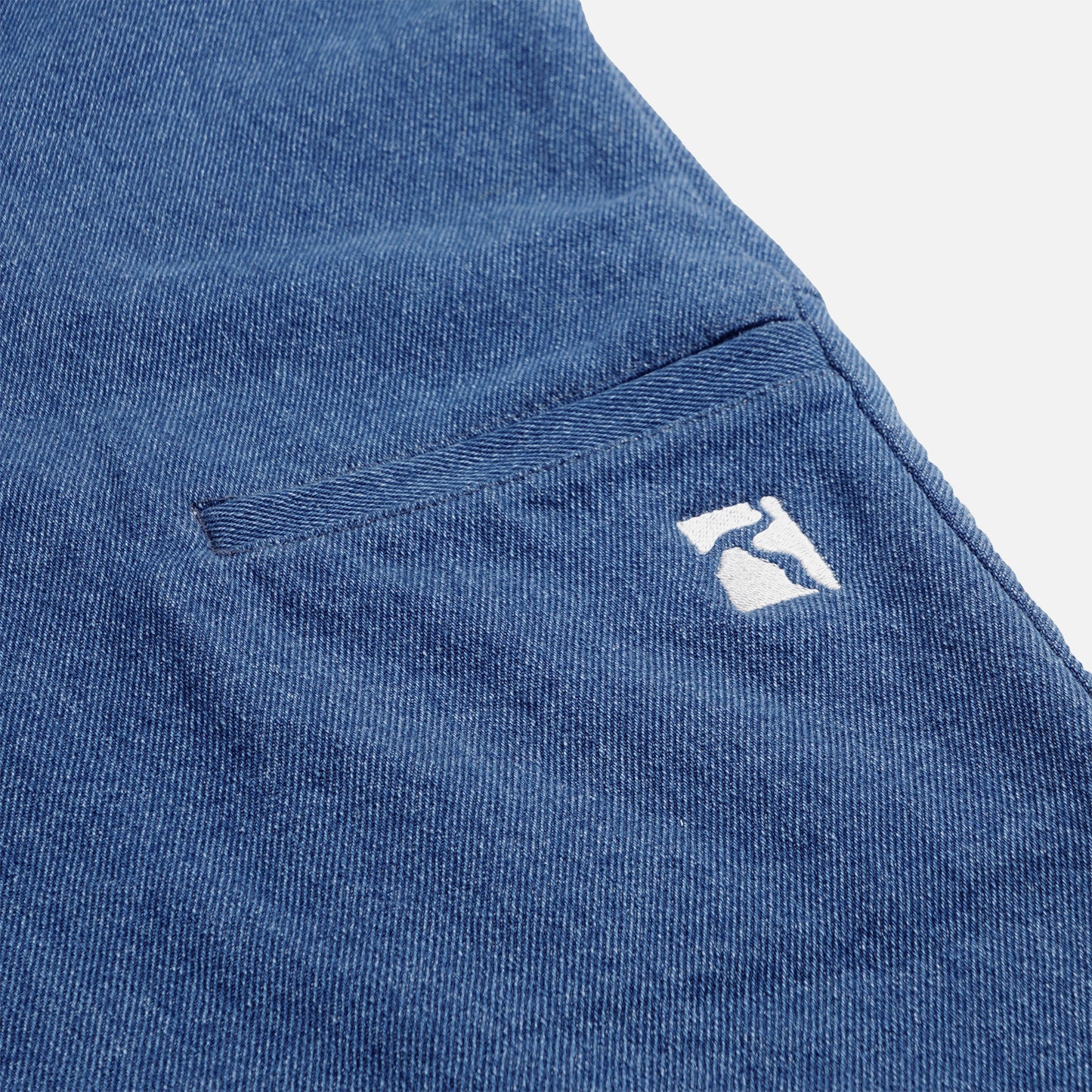 POETIC COLLECTIVE - PAINTER SHORTS DENIM - LIGHT BLUE