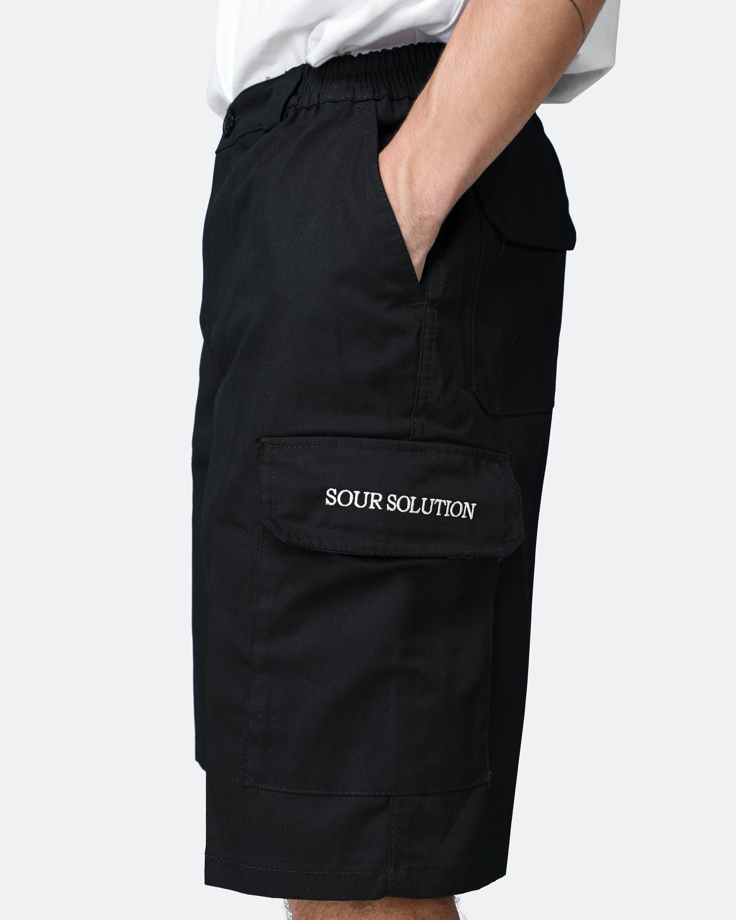 SOUR - CARGO SHORT - BLACK