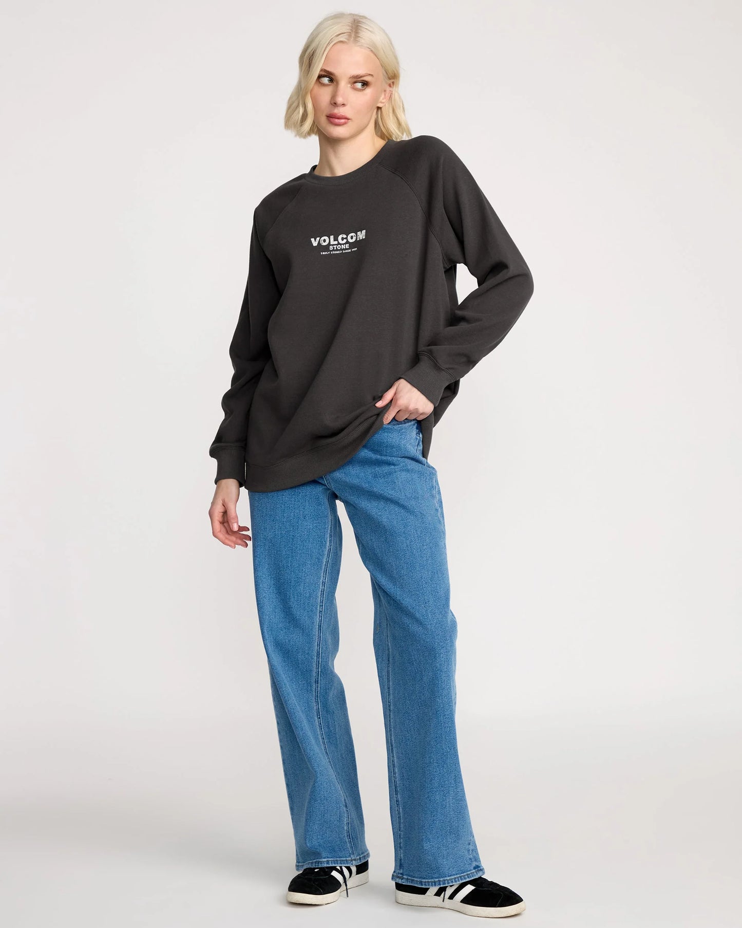 VOLCOM - STONE MAGIC WOMEN CREW - BLACK