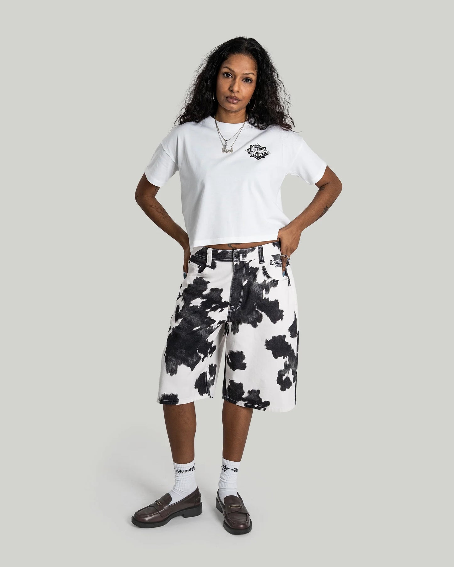 HOMEBOY - GIRLS CROP TEE - COW NAPPO