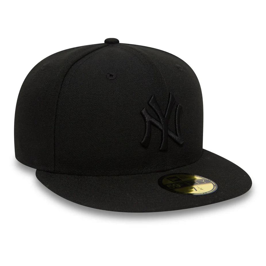 NEW ERA - 59FIFTY NEW YORK YANKEES ESSENTIAL CAP - BLACK/BLACK
