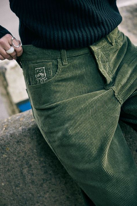 KEEP IT CLEAN - LOOSE CORD PANT - MOSS GREEN