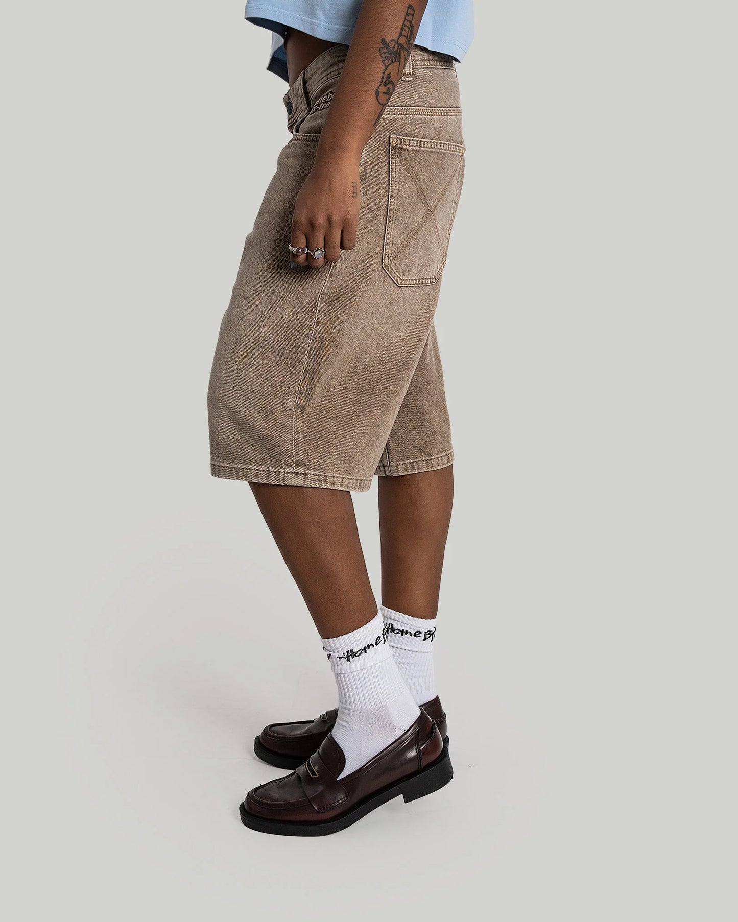 HOMEBOY - X-TRA BAGGY SHORTS - WASHED BROWN