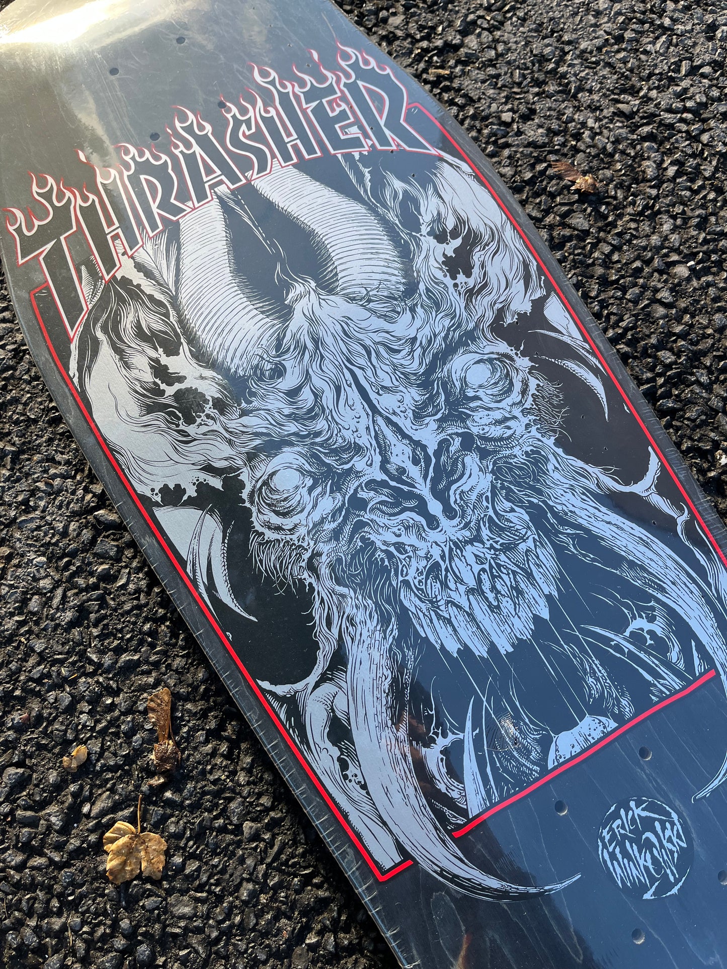 SANTA CRUZ x THRASHER - WINKOWSKI PRIMEVAL - BLACK - 10.35
