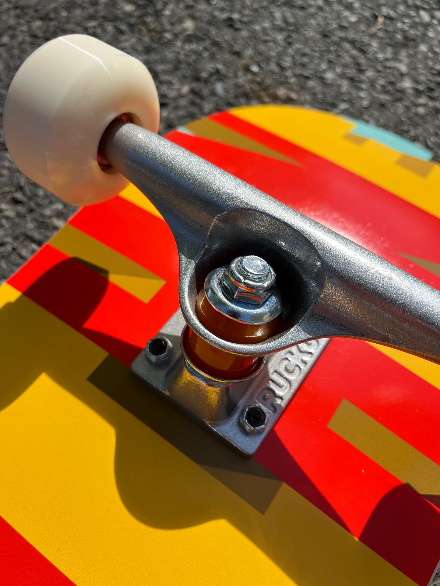 TOY MACHINE - SAMPSON COMPLETE - 8.0