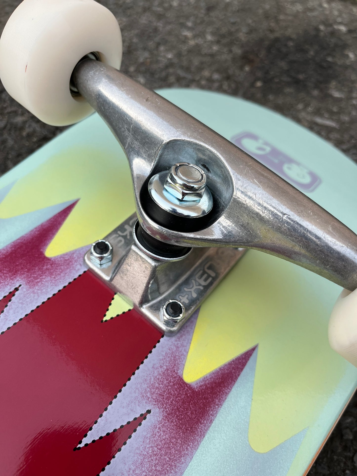 ALIEN WORKSHOP - TRANSMISSION COMPLETE - BURGUNDY - 8.0