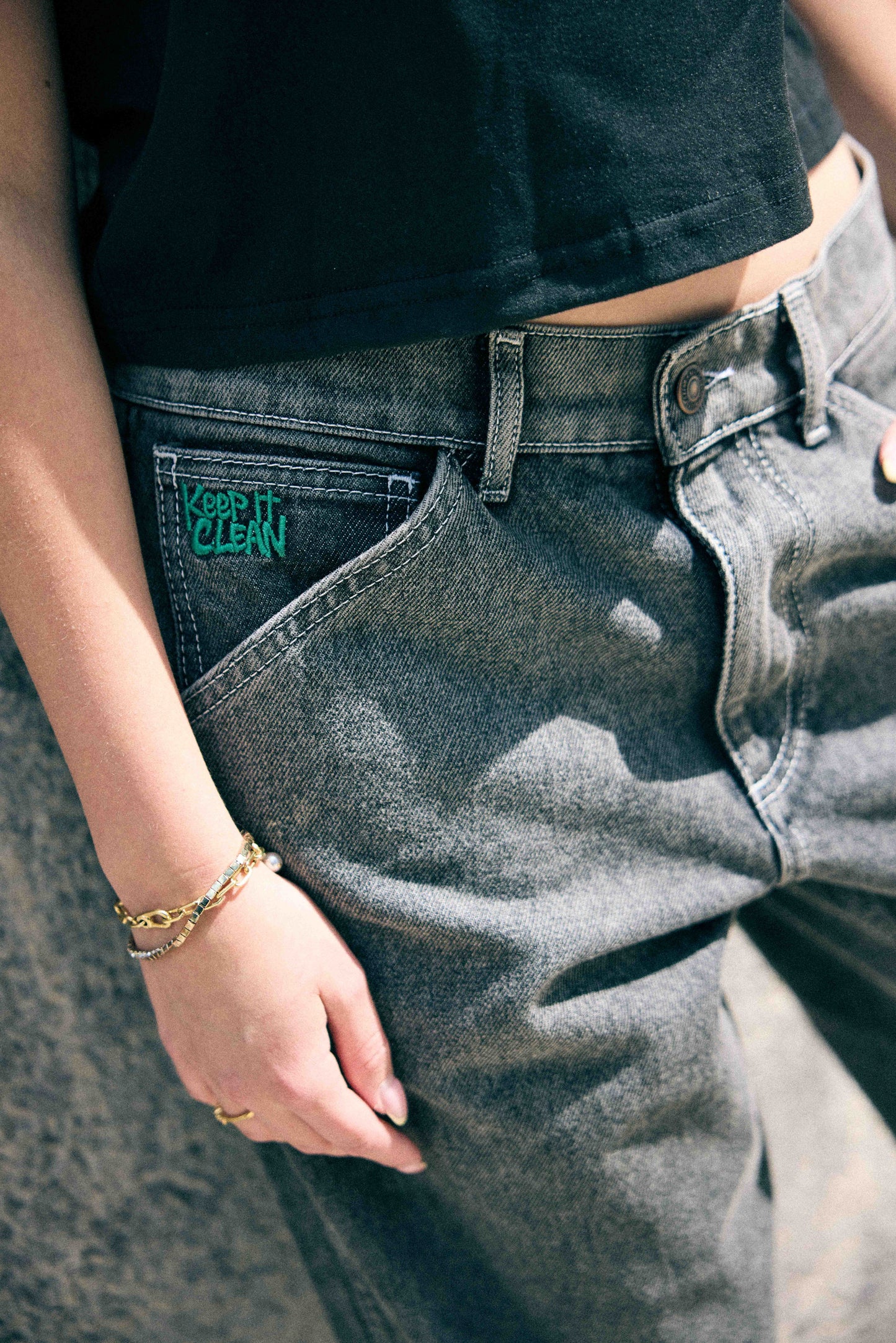 KEEP IT CLEAN - RELAXED PANT - ULTRA FADED BLACK