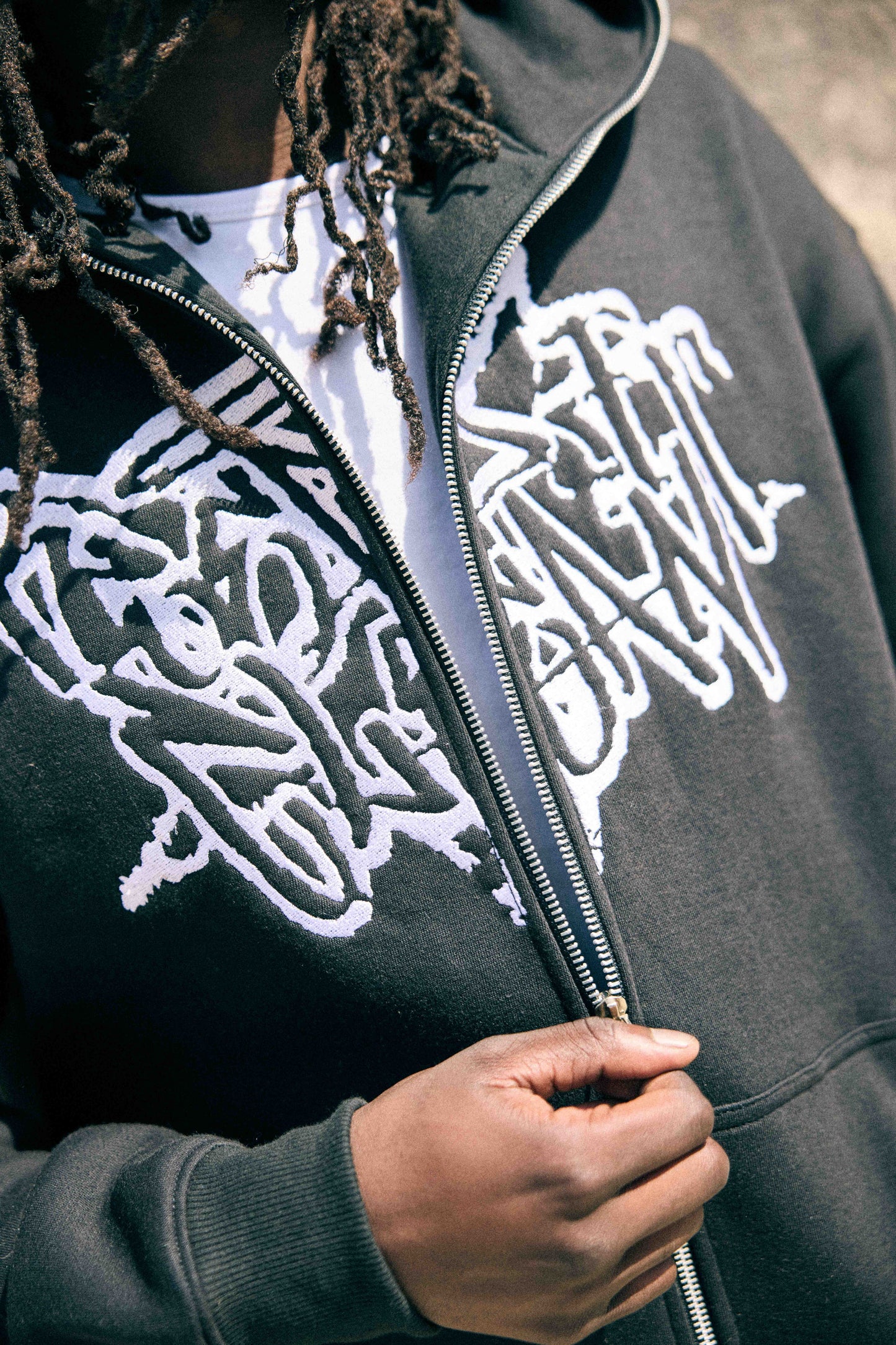 KEEP IT CLEAN - STREETCODE FULL ZIP HOOD - BLACK