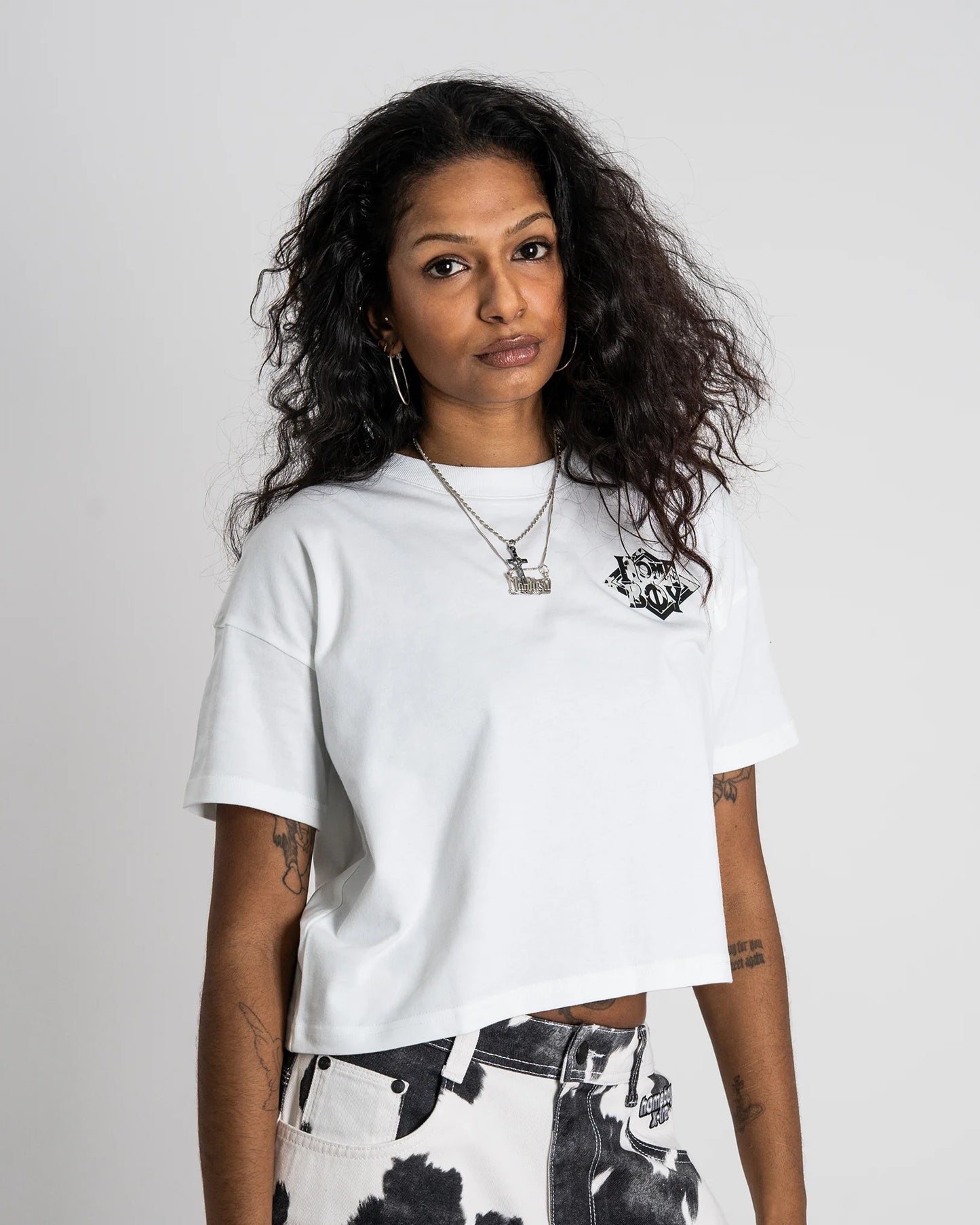 HOMEBOY - GIRLS CROP TEE - COW NAPPO